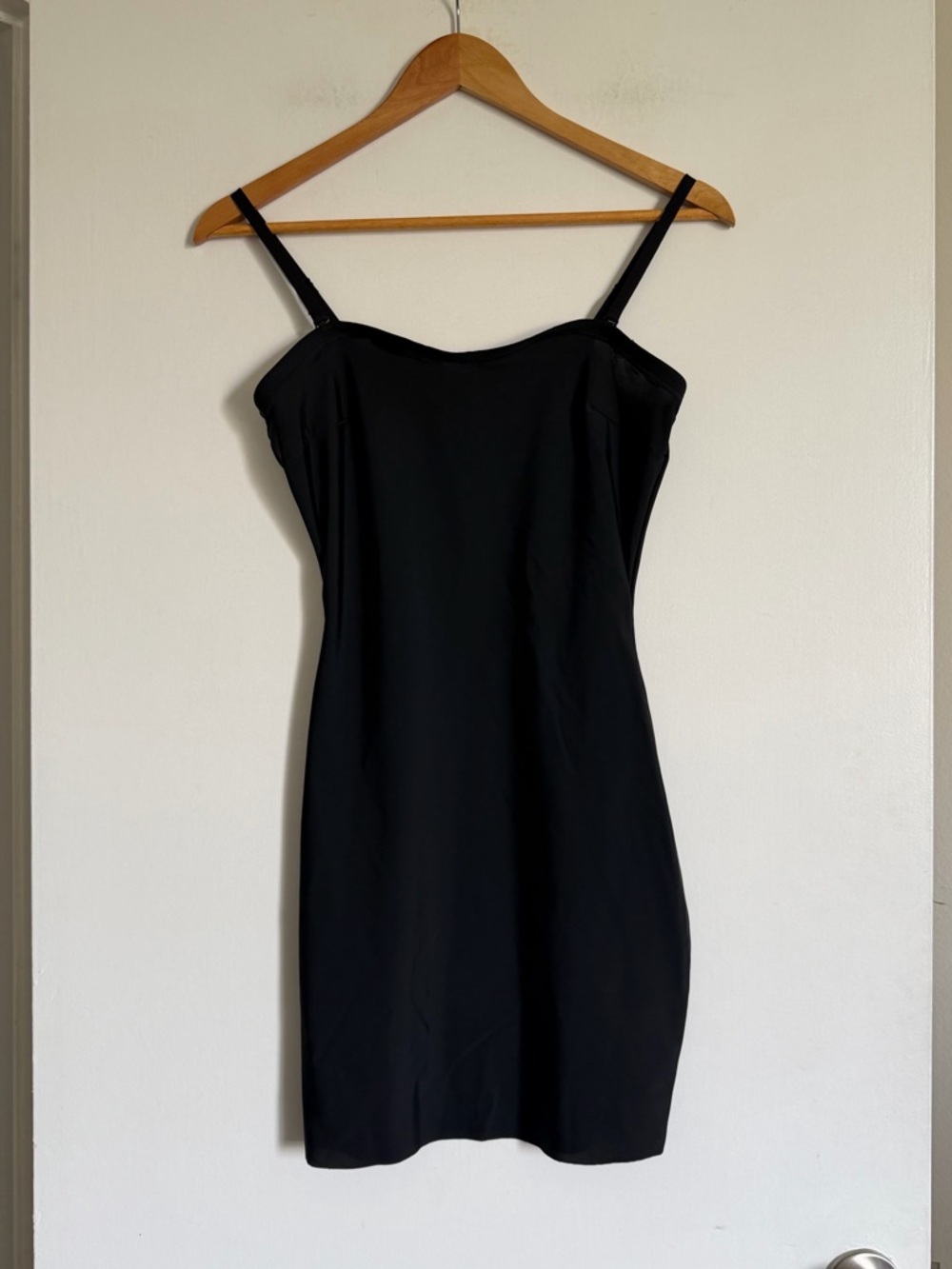 Assets by SPANX Black Shape Wear Slip Mini Dress size Large EUC - Picture 2 of 6